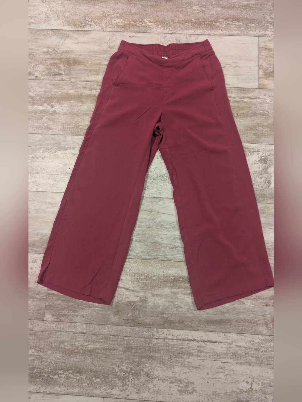 Old Navy Wide Leg Trousers in Deep Burgundy